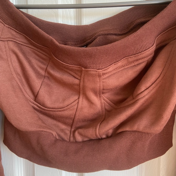 Off Shoulder Fold Pleated Crop Pullover - Picture 3 of 9